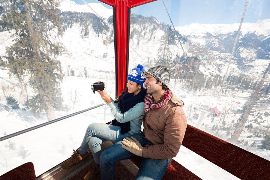 Kashmir Retreat | Romantic Escape to Doodhpathri